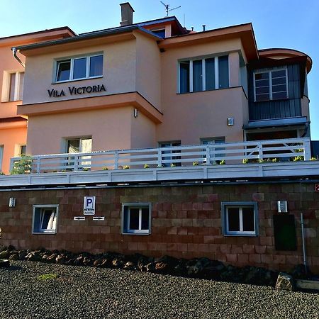 Penzion Vila Victoria Абертами Екстериор снимка